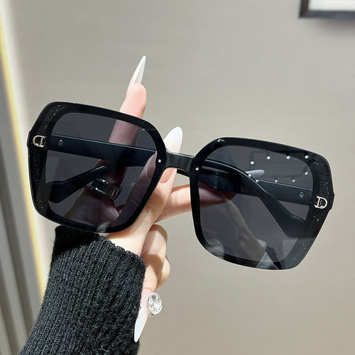 D Home New RedNote Bestseller Sunglasses Trendy Square Frame Glitter Premium Women Sunglasses Light Luxury Bare Face Glasses