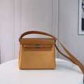 2026新款牛皮拼帆布小方包女高级感单肩斜挎包百搭通勤包 Handbag