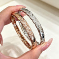 Overseas New Small Scent Diamond Grid Bangle Women Light Luxury Wide Fit Fashionable Elegant Hand Jewelry Premium Starry Sky Bracelet