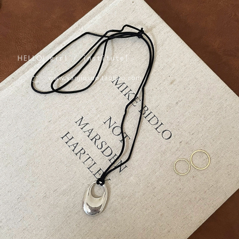 Korean-Style Leather Cord Oval Geometric Pendant Necklace - view 7