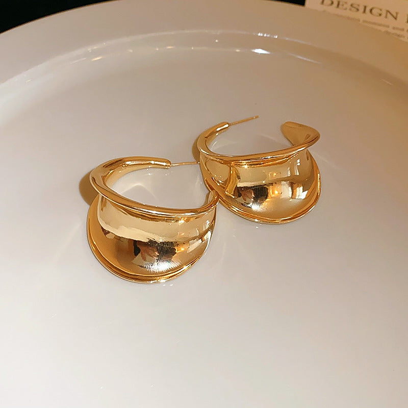 Oversized C-Shaped Wide Metal Stud Earrings - view 6