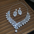 Imperial Breeze Retro Elegant Rhinestone Flower Pearl Stud Earring Necklace Set Clavicle Chain Light Luxury Premium Necklace Women