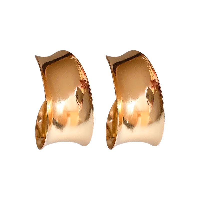 Oversized Wide Metal Statement Stud Earrings - view 5