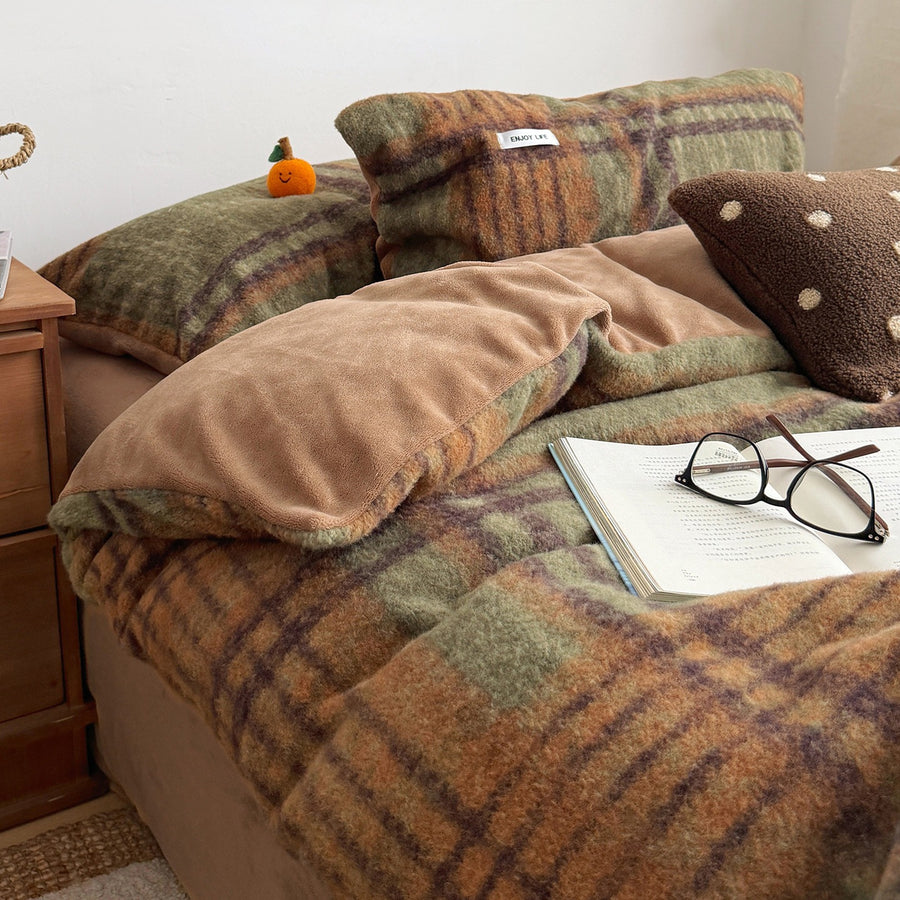 Extra-Thick Coral Fleece 4-Piece Winter Bedding Set - view 3