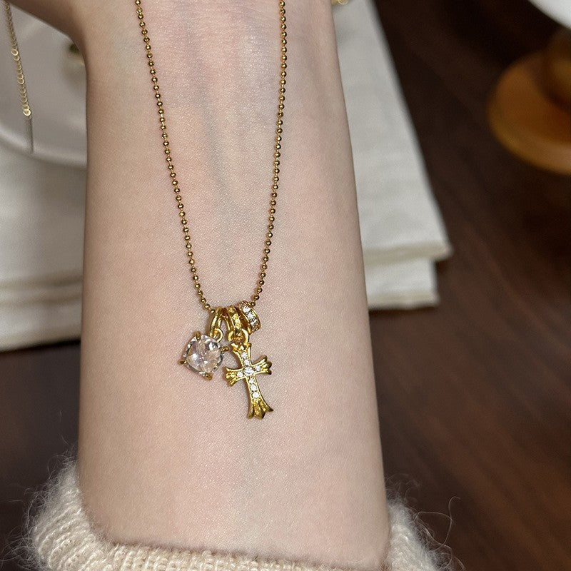 French Vintage Zircon Heart Necklace - view 7