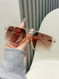 4 Pieces Pair Bridge Oversized Women Premium Overseas Sun-Proof Sunglasses UV-Proof Versatile Sunglasses