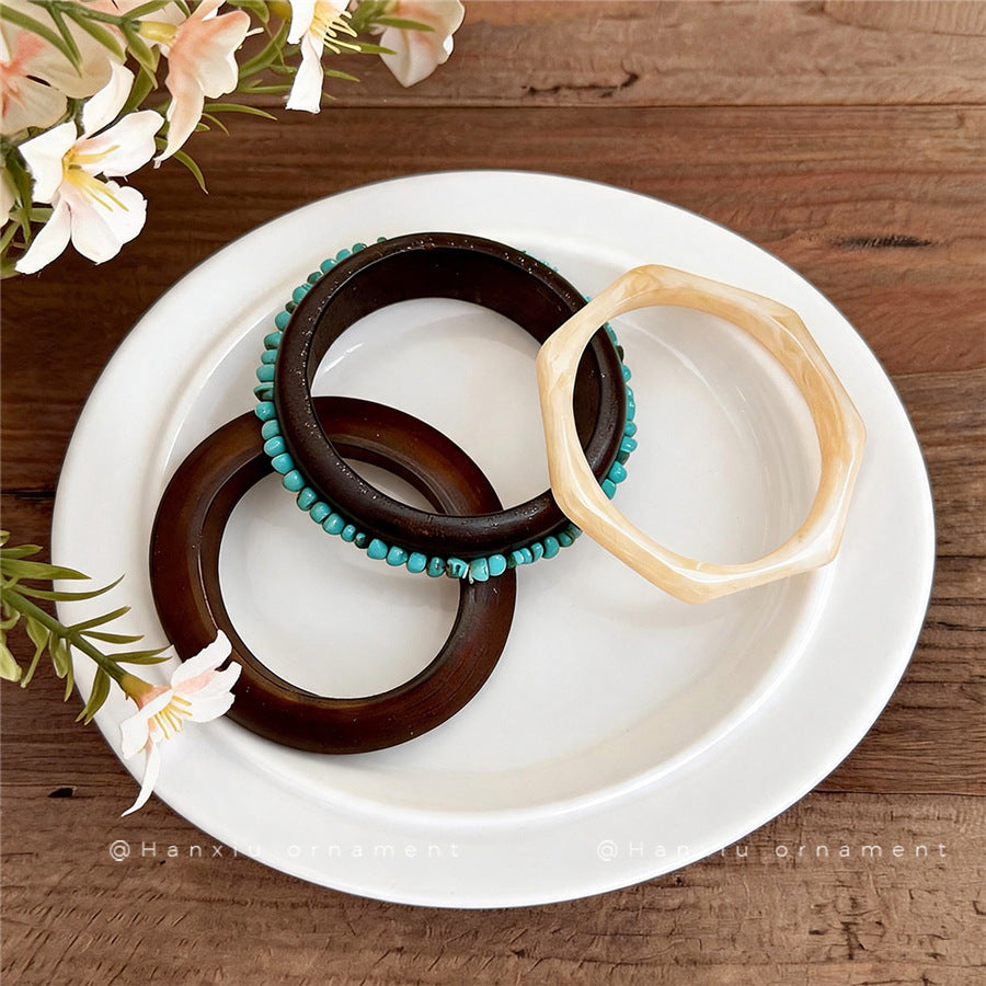 Chinese-Style Irregular Geometric Resin Bangle - view 4