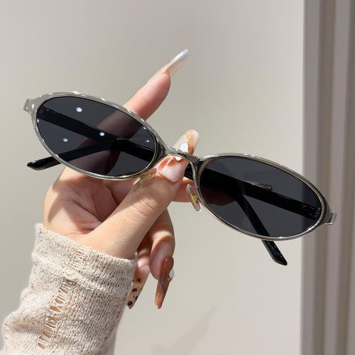 New Small-Frame Sunglasses UV-Proof Western 2026 New Fashionable Old Money Style Influencer Narrow Frame Oval Round Sunglasses