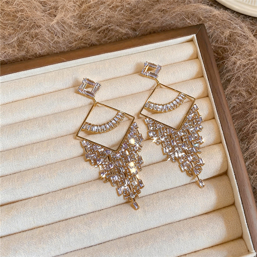 Sparkling Zircon Geometric Tassel Stud Earrings - view 6