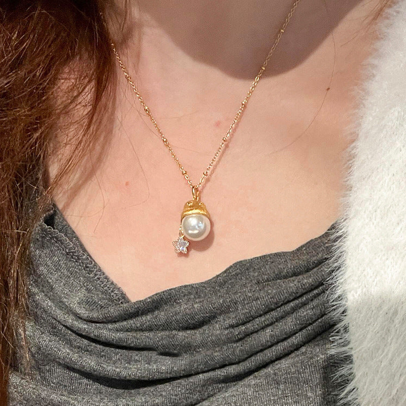 Vintage Gold Wing Pendant Necklace - view 2