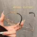 Beesfen 30920Y Premium Bare Face Book Nerd Glasses Clear Cold Feel Ultra-Light Pure Titanium Cat-Eye Glasses Frame Wholesale