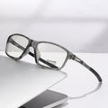 Distance-Near Dual Sports Bifocal Photochromic Reading Glasses Unisex Sparkle Outdoor Riding Elderly Non-Slip Old Vision Glasses