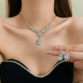 「 Sparkle Dazzling Star River」 Burst Sparkle Teardrop Necklace Fashionable Versatile Niche Design Detail Premium Burst Sparkle Teardrop Necklace