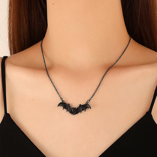 Western Trendy Black Bat Necklace Halloween Statement Hip-Hop Clavicle Chain Personality Simple Accessory Women N6349