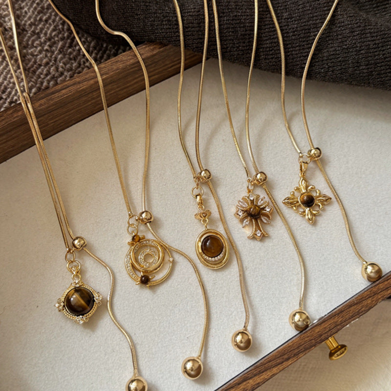 Maillard Brown Zircon Round Pendant Necklace - view 2
