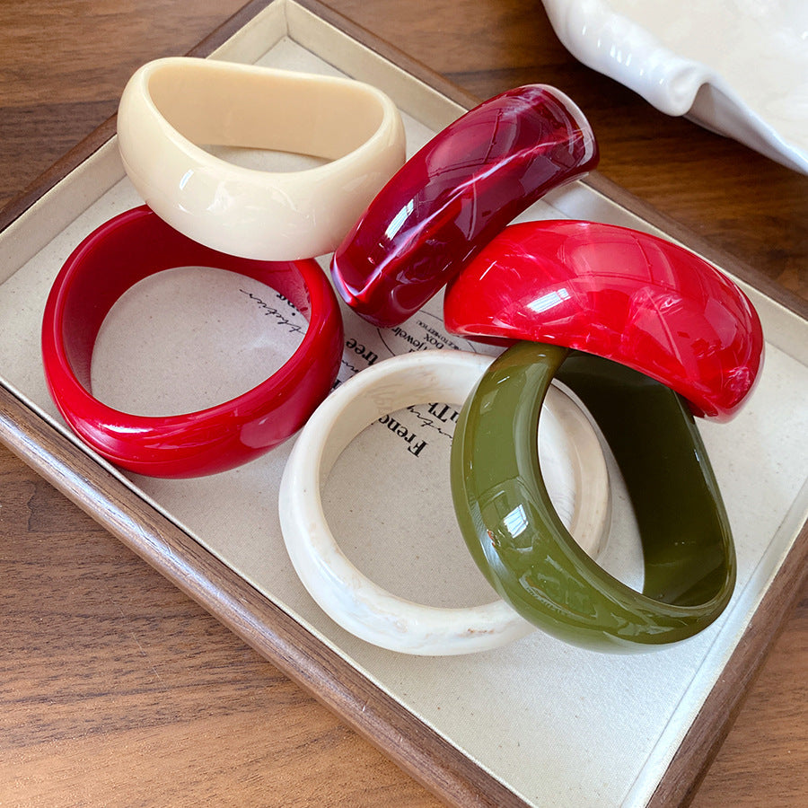 Minimalist Round Acrylic Bangle Bracelet - view 2