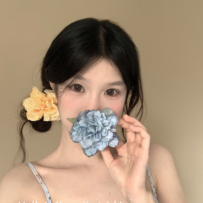 Realistic Floral Side Hair Clip - view 2