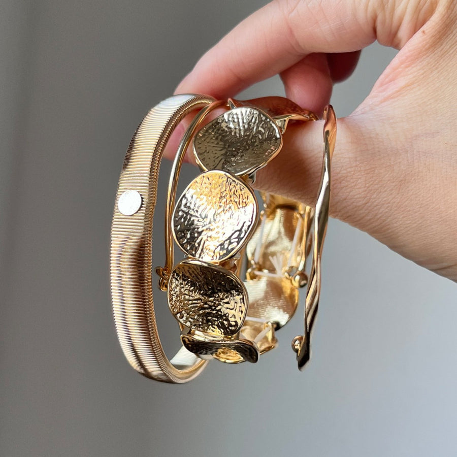 Vintage Irregular Wave Open Cuff Bracelet - view 4