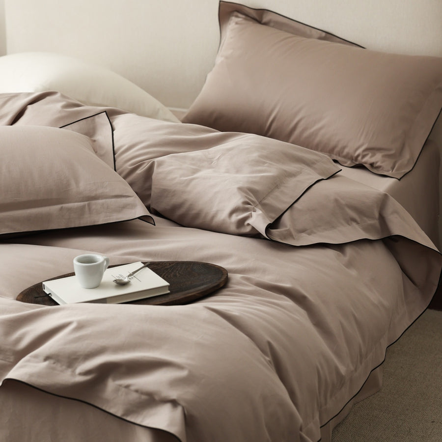 Naisha Encounter Pink Embroidered Cotton 4-Piece Bedding Set - view 4