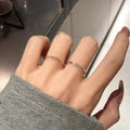 韩系极简风闪钻素圈戒指女小众设计精致轻奢高级感百搭开口指环
