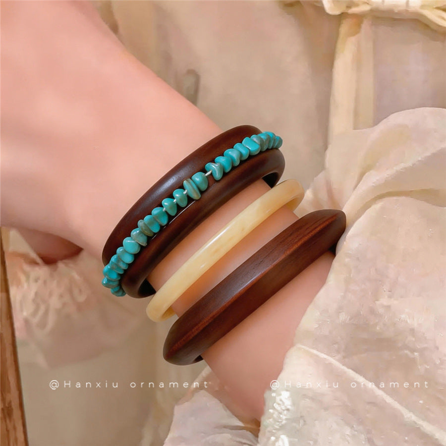 Chinese-Style Irregular Geometric Resin Bangle - view 3