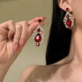 Scent Glam Lilith Heavy-Duty Retro Red Cubic Zirconia Necklace Women Light Luxury Premium Banquet Clavicle Chain Imperial Breeze
