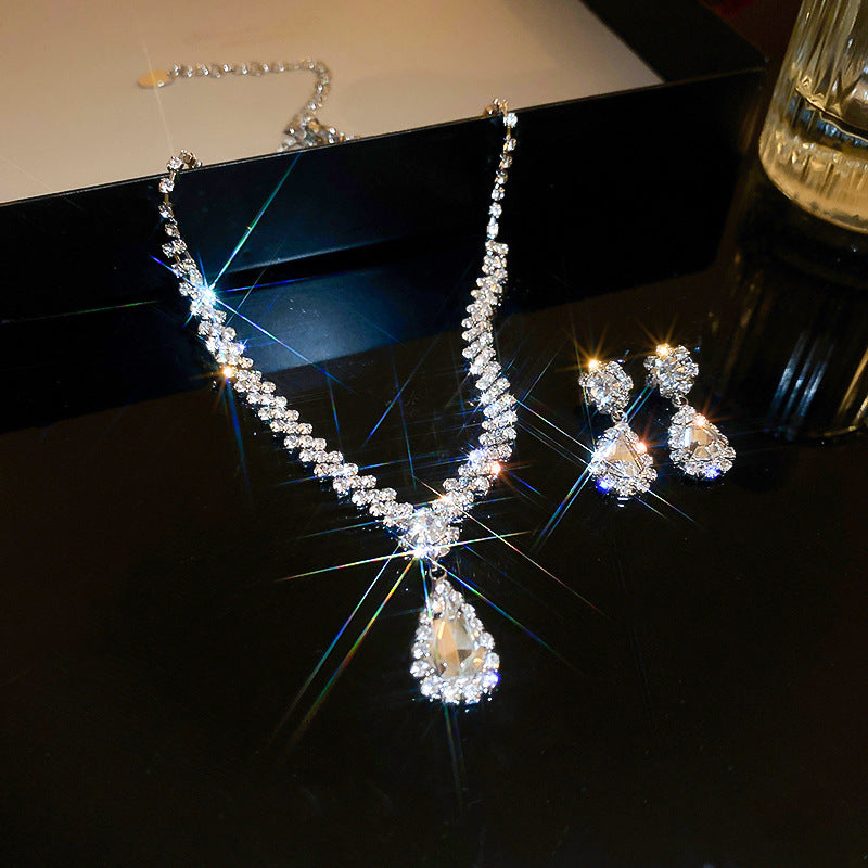 Vintage Rhinestone Flower Jewelry Set - view 4