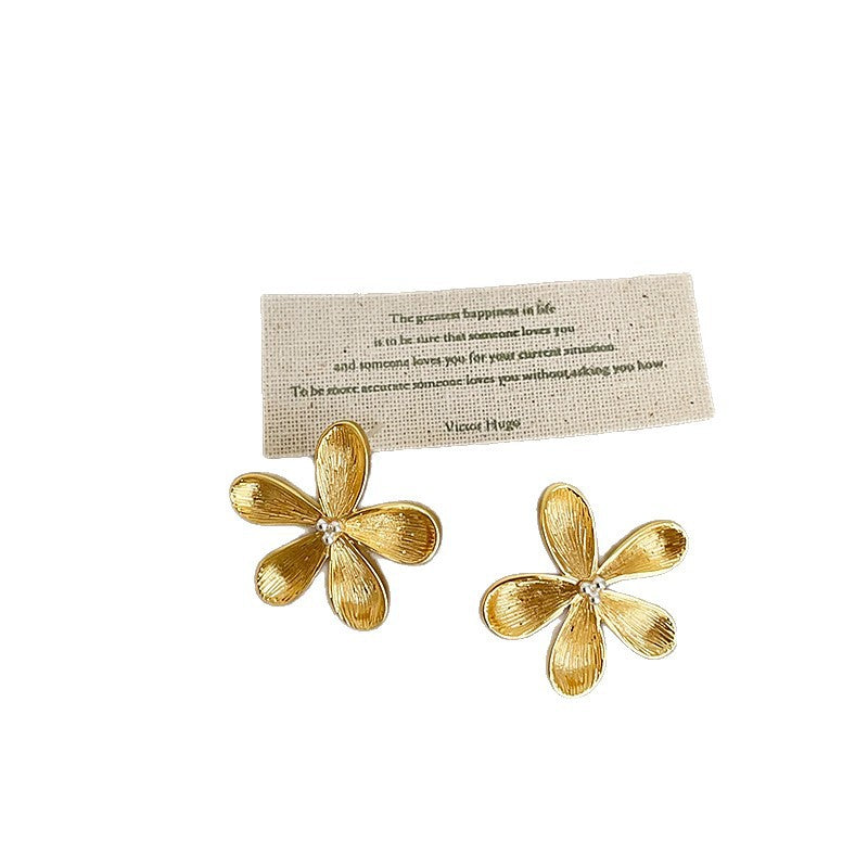 Korean-Style Floral Stud Earrings - view 5