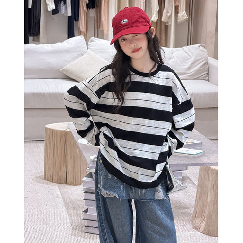 Girls' Black/White Striped Base Layer & Diaper Look Jeans Set