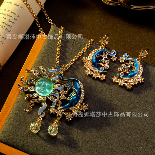 Vintage Accessory Height Stock EU Continent Retro Moen Face Day Month Jewelry Set vintage Unique Premium Necklace
