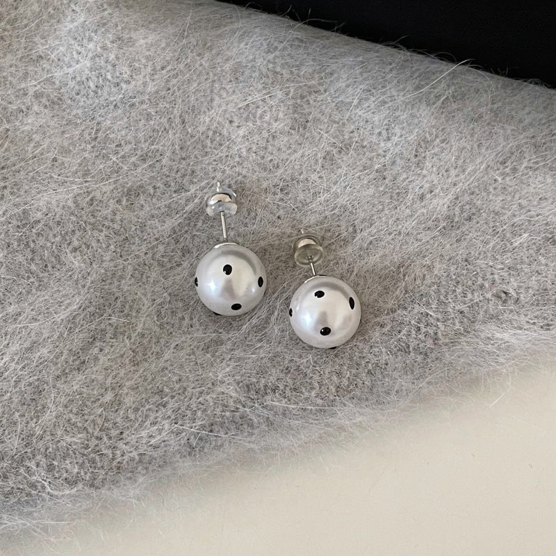 Korean Polka Dot Pearl Stud Earrings - view 8