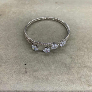 Korean Zircon Star Pearl Cuff Bracelet - view 9