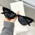 Retro Cat-Eye Western Personality Triangle Small-Frame Sunglasses Overseas GM Women Sunglasses Style Premium