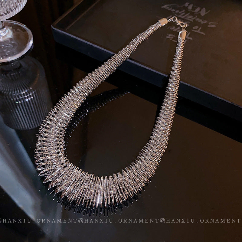 Minimalist Spring Cut Choker Necklace - view 4