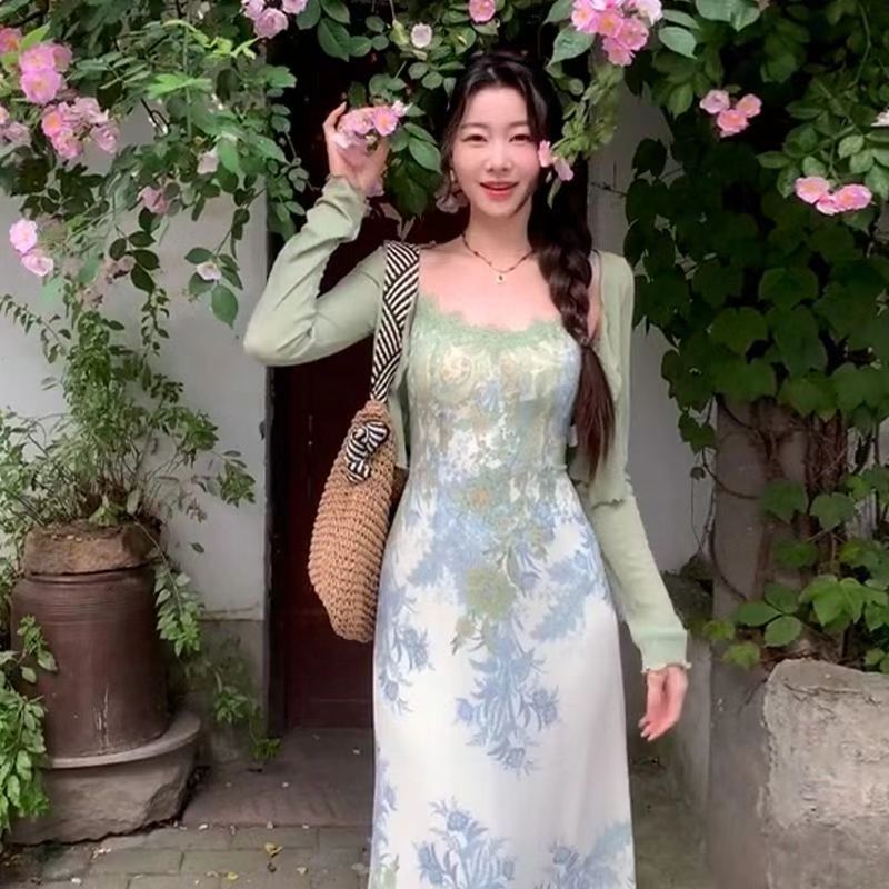 EI Yao New Chinese Retro Floral Camisole + Cardigan Two-Piece Set