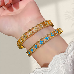 18K Gold Plated Cutout Floral Bangle Light Luxury Premium Four Leaf Clover Bracelet Niche Design 10K Flower Tube Bangle