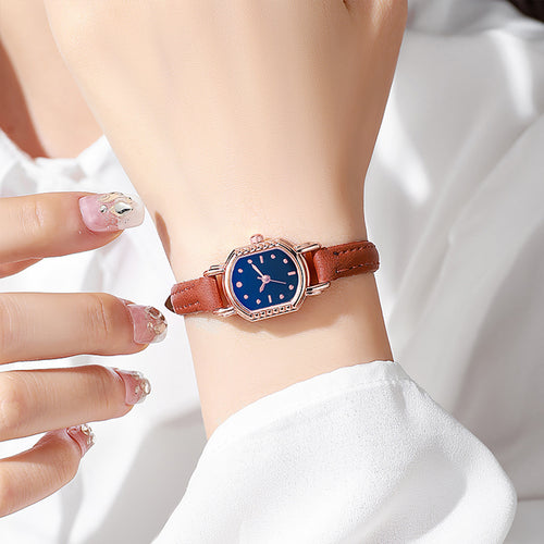 2026 Retro Watch Women Elegant Fashionable Elegant Wine Barrel Shape Quartz Ladies Watch Elegant Artsy Trendy