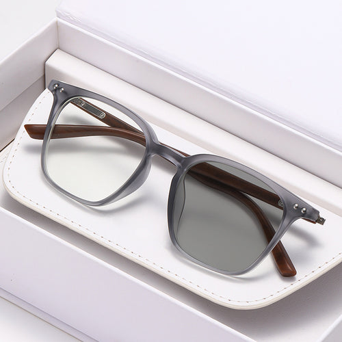 Presbyopia Glasses Light-Changing Imit. Wood Grain Fashionable Anti-Blue Overseas Western Bare Face Factory Direct Reading Glasses