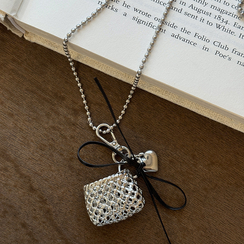 Korean Minimalist Heart Pendant Necklace - view 7