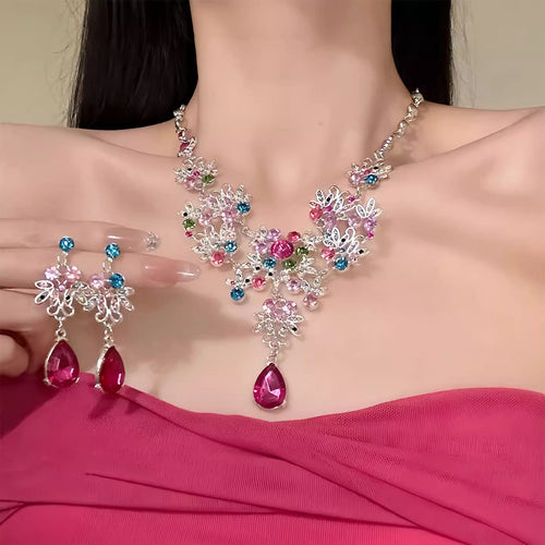 Heart Flutter Cubic Zirconia Sparkle Zircon K Gold Feel Pink Crystal Necklace Evening Gown Clavicle Chain Choker Set Design Detail Niche
