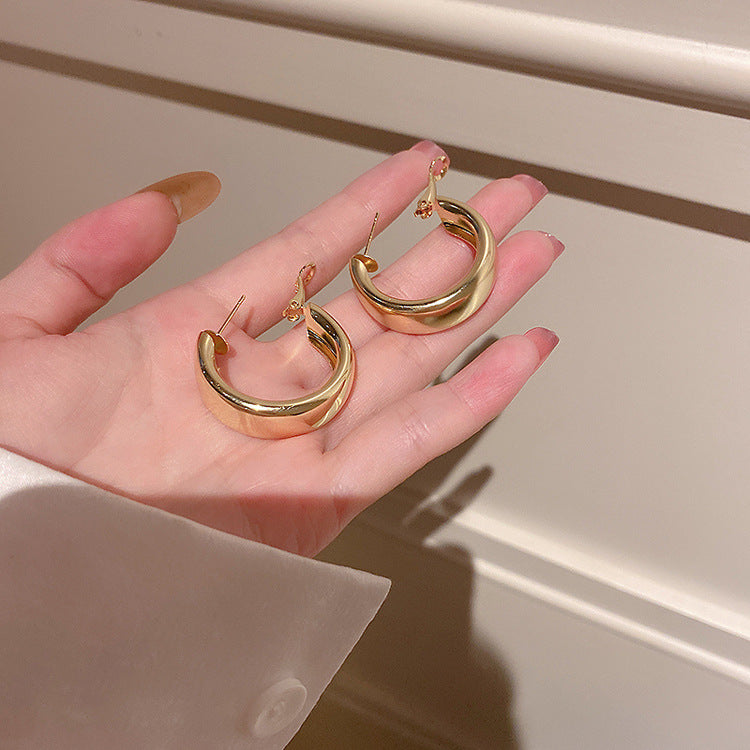 Irregular Layered C-Shaped Hoop Earrings - view 11