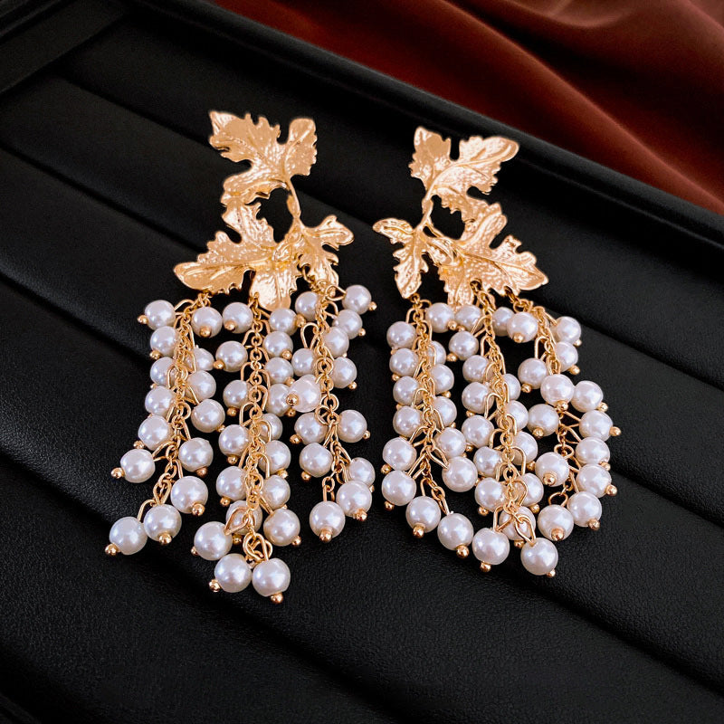 Vintage Rhinestone Flower Stud Earrings - view 10
