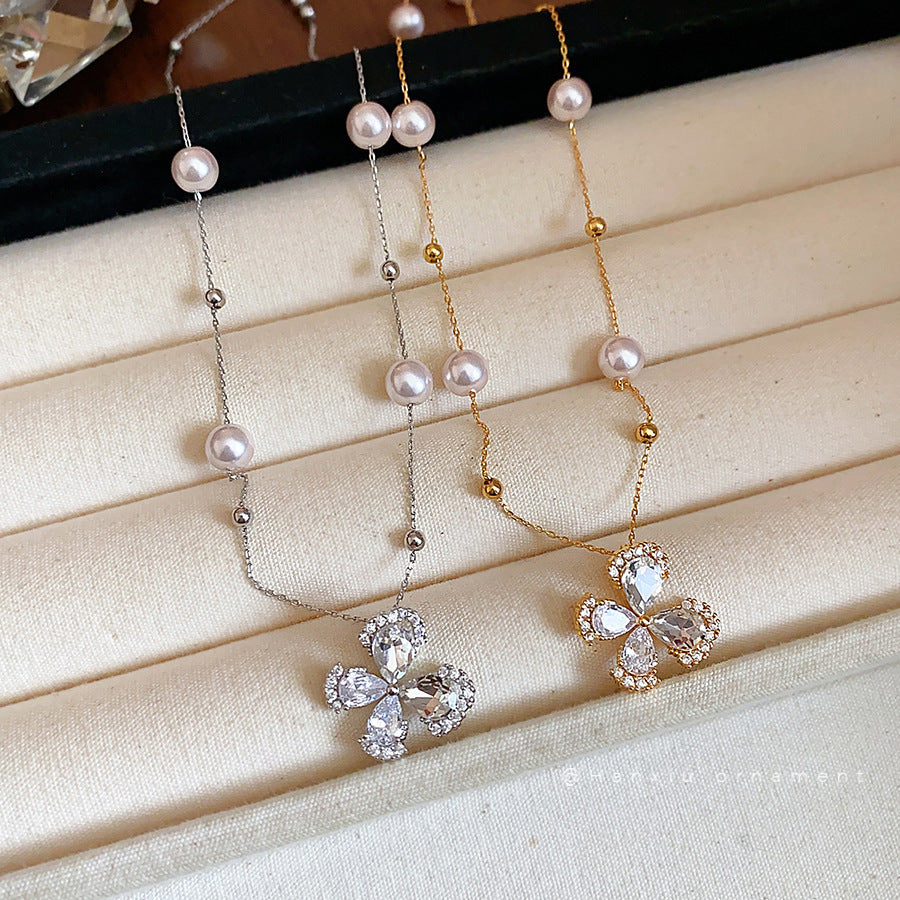 18K Gold-Plated Zircon Flower and Pearl Necklace - view 4