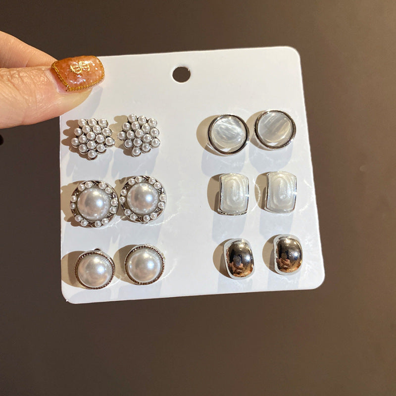 Freshwater Pearl Minimalist Stud Earrings - view 7