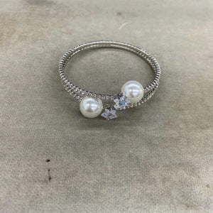 Korean Zircon Star Pearl Cuff Bracelet - view 7