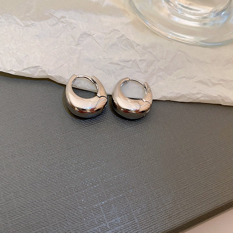 Minimalist Metal Statement Stud Earrings - view 4
