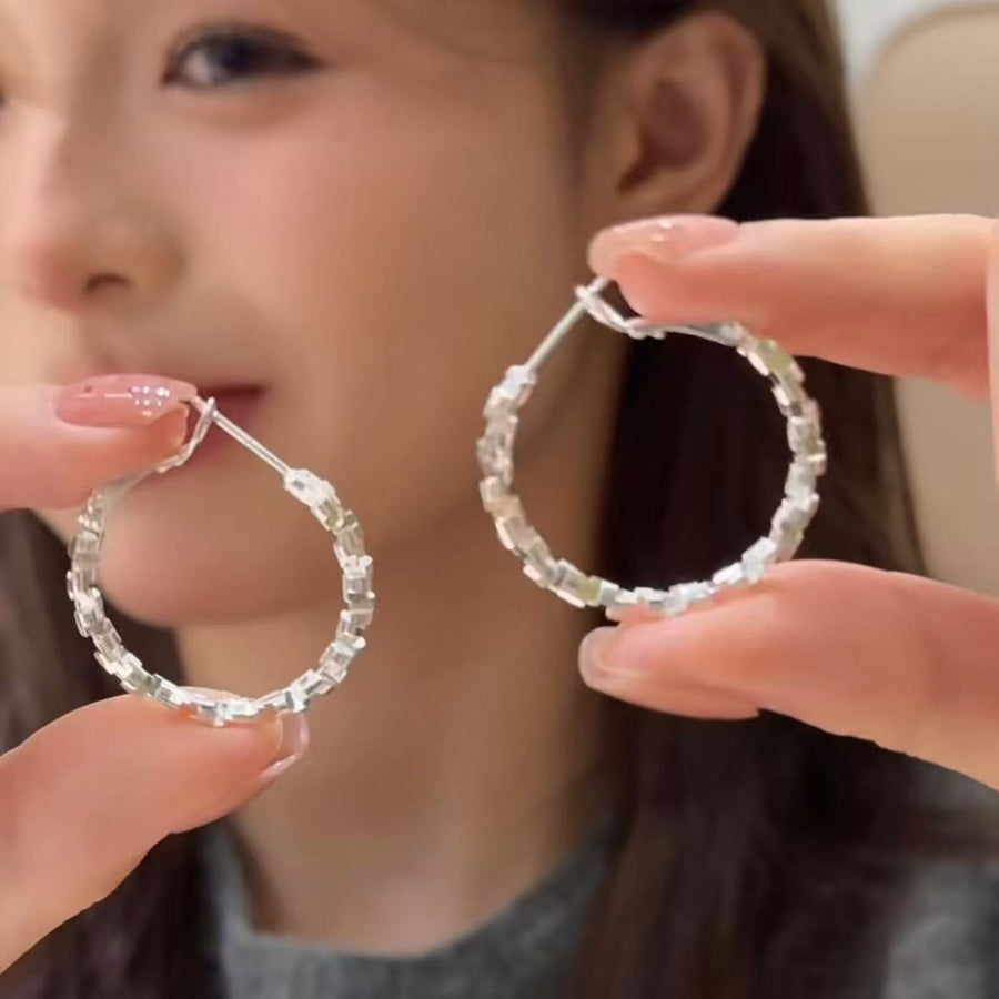 Minimalist Oval Hoop Earrings - view 9