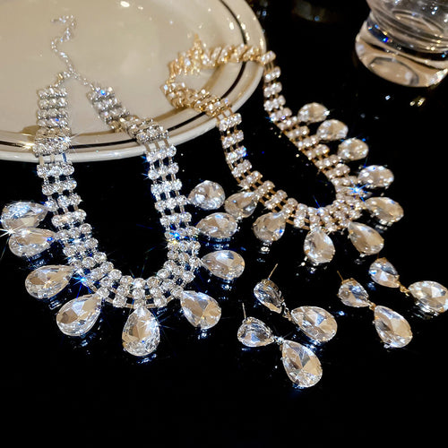 Western Imperial Breeze Rhinestone Teardrop Fringe Stud Earring Necklace Set Fashionable Clavicle Chain Light Luxury Premium Necklace Women