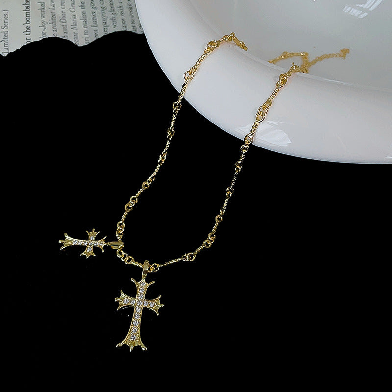 Vintage Gold Wing Pendant Necklace - view 10