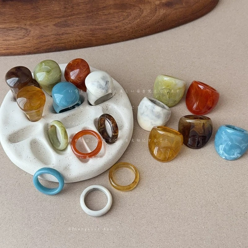 Vintage Resin Geometric Statement Ring - view 3